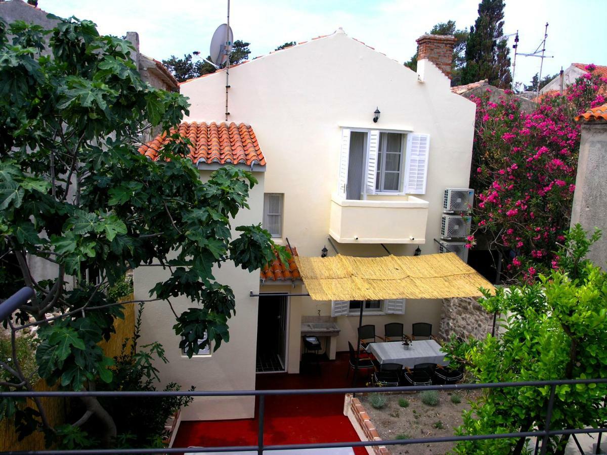 Holiday Home Lija Center Rab Town Ngoại thất bức ảnh