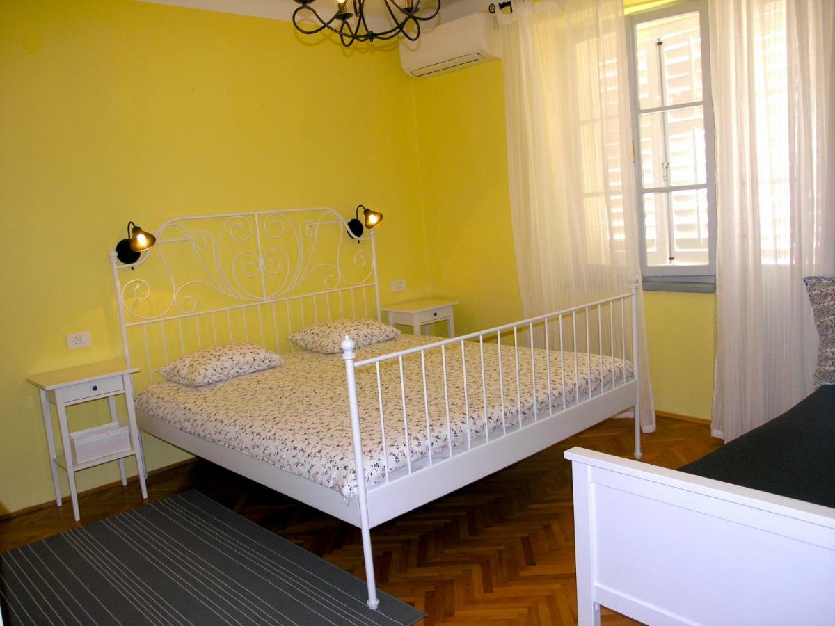 Holiday Home Lija Center Rab Town Ngoại thất bức ảnh