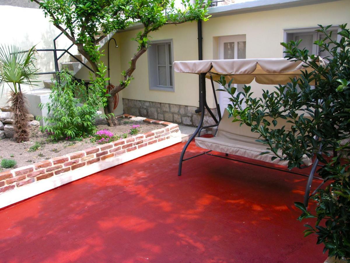 Holiday Home Lija Center Rab Town Ngoại thất bức ảnh