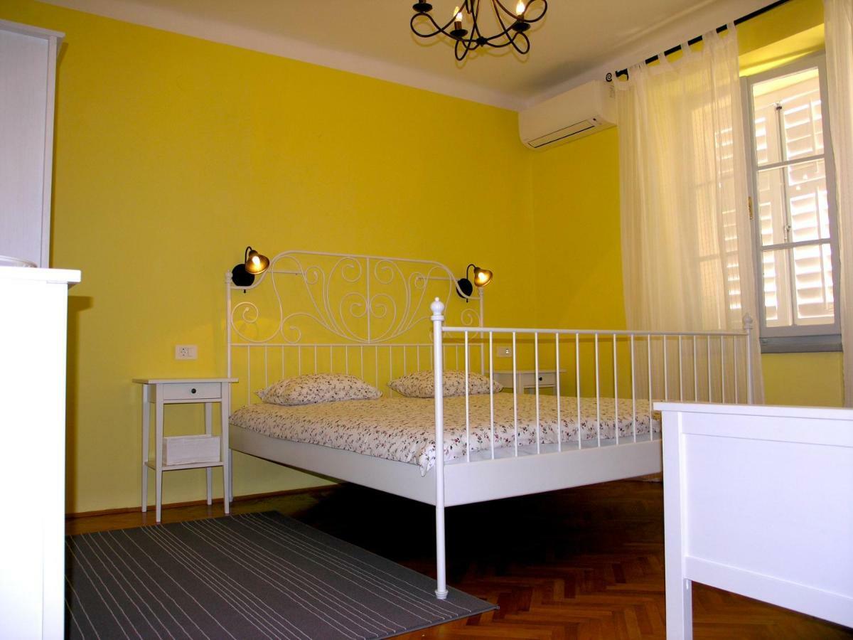 Holiday Home Lija Center Rab Town Ngoại thất bức ảnh