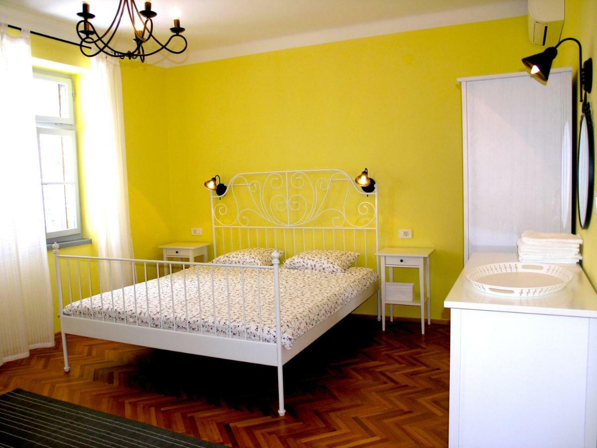 Holiday Home Lija Center Rab Town Ngoại thất bức ảnh