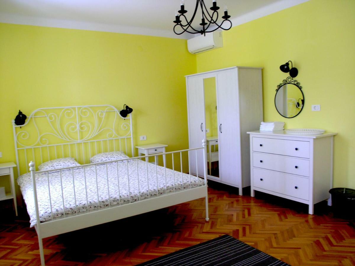 Holiday Home Lija Center Rab Town Ngoại thất bức ảnh