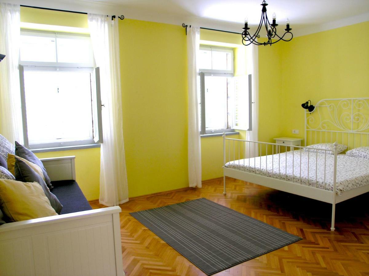 Holiday Home Lija Center Rab Town Ngoại thất bức ảnh